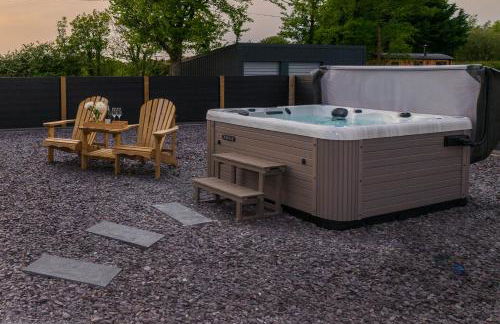 Lowern, Luxury Lodge with Hot Tub and Games Room - Photo 16