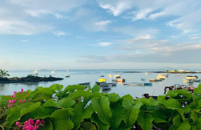 Residence With 6 Seafront Bungalows and Swimming - Foto 9