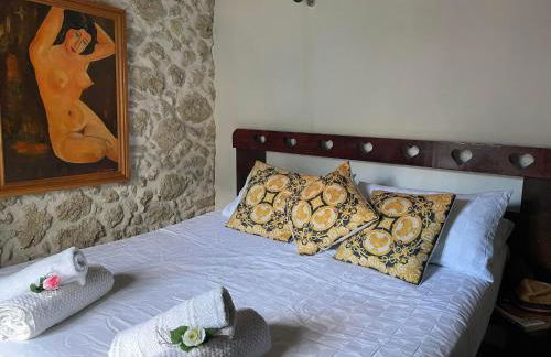 Art House Pagoi 3min from St George Beach - Photo 20