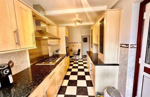 3 Bedroom House in DA15 - Foto 8