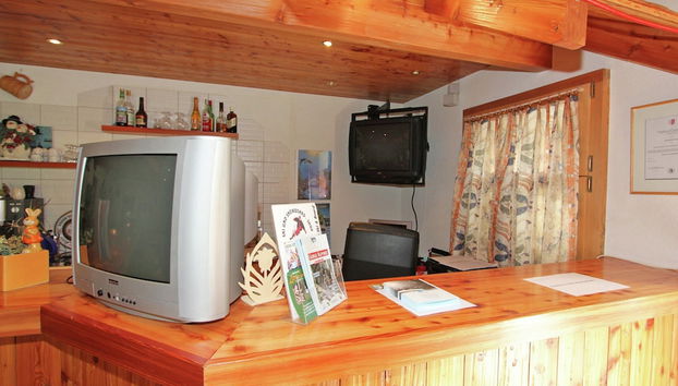 Chalet in Valais Near Ski Lift & Saas Valley - Foto 2, Rezeption