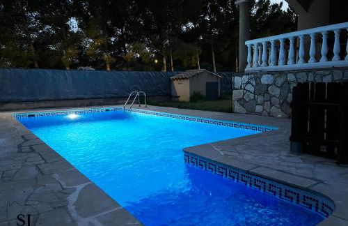 Chalet con piscina (A) - Foto 39