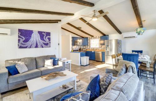 Beach Plum Manor with Stargazing Dome Home Across From Beach - Foto 3