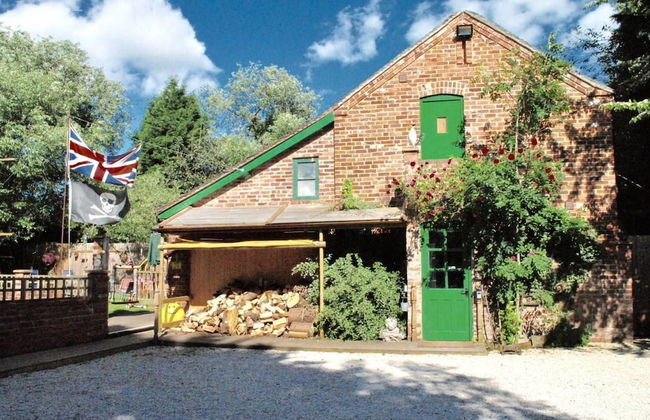 Squirrel Barn. Hi-spec. Hot tub & Wifi. Sleeps 14 - Foto 47