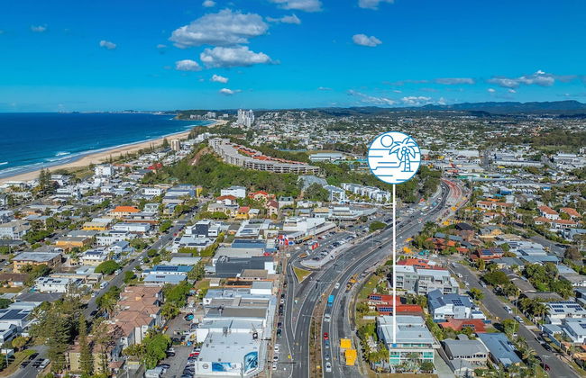 Mermaid Beach Luxury Penthouse - Photo 53