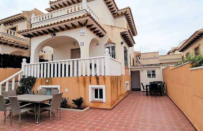 Belvilla by Oyo Lomas de Cabo Roig - Foto 1