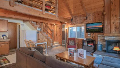 Moonridge Hideaway -Adorable, picture perfect cabin with a beautiful fireplace! - Foto 2
