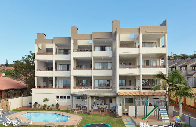 First Group Costa Smeralda - Photo 1