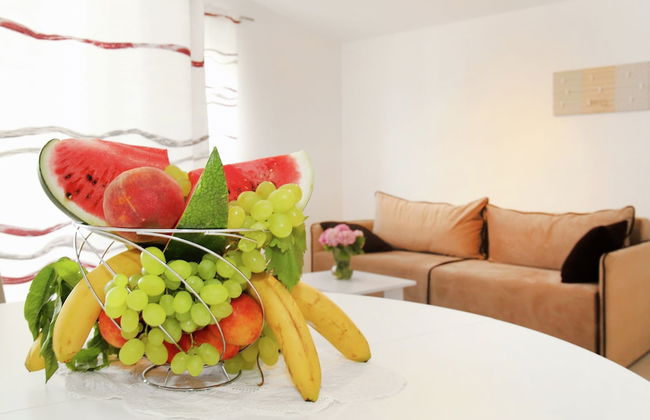 Modern Apartment in Kastel Stari - Photo 17