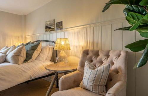 Evergreen - Photo 26