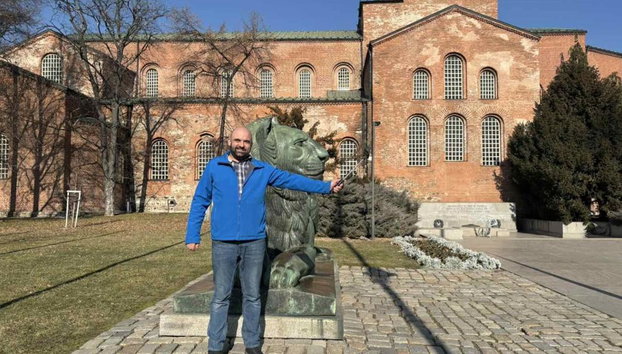 Sofia City Walking Tour with Tasting – 2-Hour Guided Experience - Foto 5