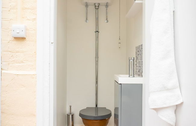 Red Cherry House - Photo 33