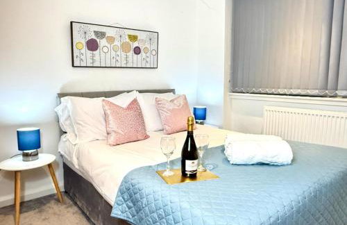 Hazel 1-Bedroom Flat, Parking, WIFI, Prime location, Close to Blenheim Palace & Oxford - Foto 1