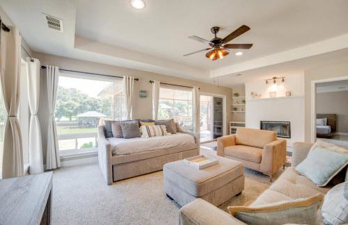 Private Dock and Slip Cedar Creek Reservoir Home - Foto 6