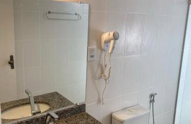 Apto 2 ao lado da UFOP e garagem - Foto 7