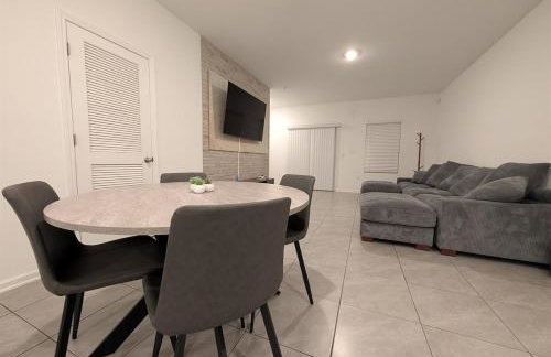 Spacious 3BR Jacksonville Townhome With King Bed - Foto 12