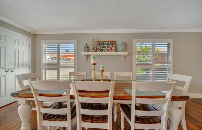 The Crown House 4b Pool Home 6 Mins to IR Beach - Photo 10