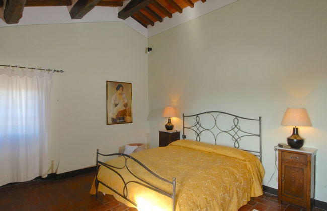 Agriturismo near Cortona with Spacious Garden & Swimming Pool - Foto 7