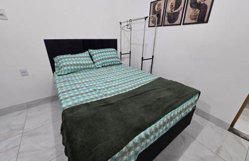 Flat completo 7 com ar condicionado e local calmo e tranquilo - Foto 7