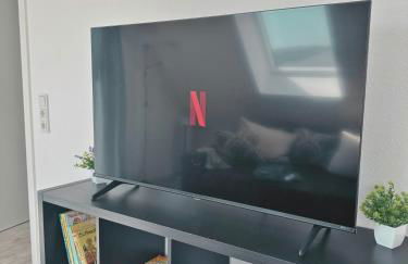 CLUBHAUS 6 - Dachwohnung mit 2 Schlafzimmern, Balkon & Netflix - Photo 6