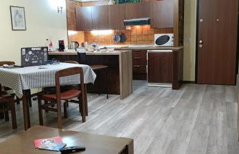 AlipierHome Bernina Gateway Dormi sul Percorso del Trenino - Foto 19