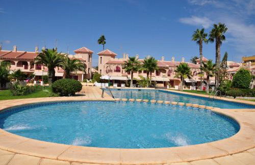 Precioso dúplex con piscina, en 1ª linea de playa - Foto 12