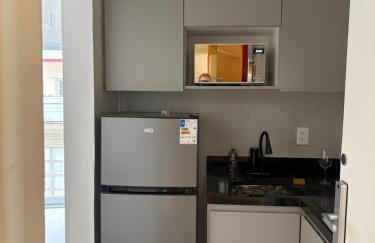 Kit Gonzaga Santos - Photo 1