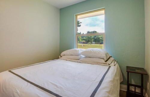 Oceanfront Smith River Cottage Beach Access! - Foto 18