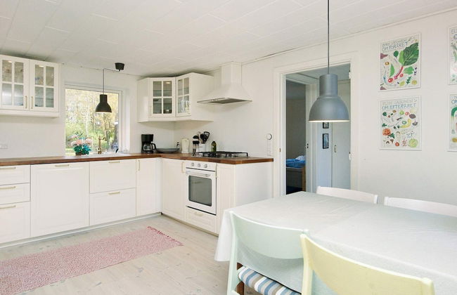 6 Person Holiday Home in Hojby - Photo 6