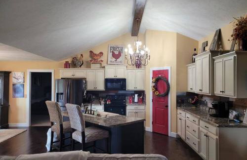 The Red House on the Mountain Top - Foto 23