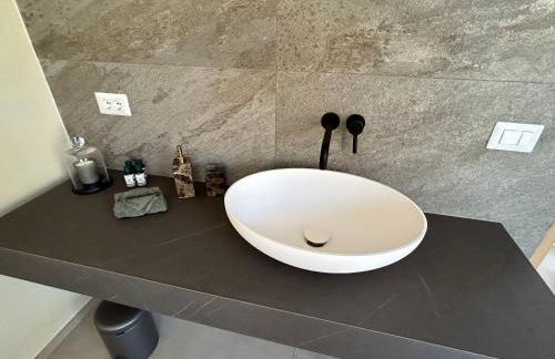 Luxury Villa with unmatched view and Sea-Fall Pool - Foto 26