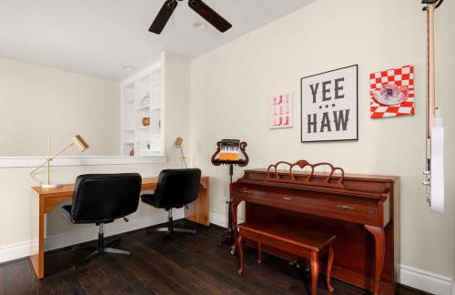 Sunset Saloon - Pool Outdoor Theater & Ping Pong - Foto 30