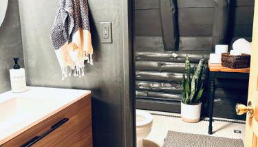 Cozy, Modern Cabin Retreat 8 min to Windham mtn - Foto 3, towels, Shower