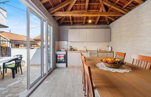 2 Bedroom Gorgeous Apartment In Vezac - Foto 11