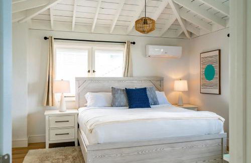 Blue Water View Condo in Prime Coastal Locale - Foto 20