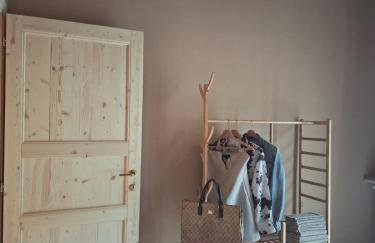 AgliChalet Erbe Montane-Vasca idromassaggio privata condivisa tra i due chalet, con parcheggio privato e colonnina ricarica auto elettrica con supplemento - Photo 28