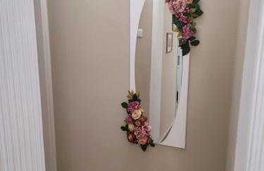 ALICE'S ARt HOUSE - Photo 8