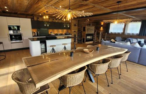 Chalet 5* aux Gets: Luxe, jacuzzi, sauna, chiens admis - FR-1-598-19 - Foto 1