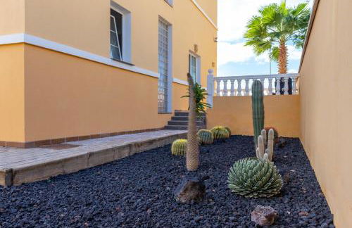 Villa Veneguera + Seaview + Pool + Garden - Foto 49