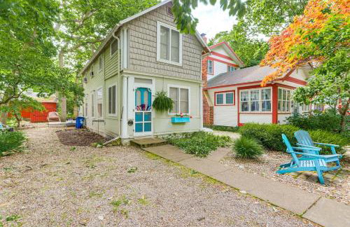 Walk to Lake Historic Lakeside Marblehead Cottage - Foto 1