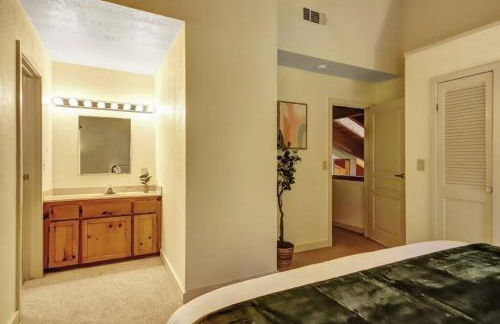 Picturesque Cabin Hot Tub - Foto 23