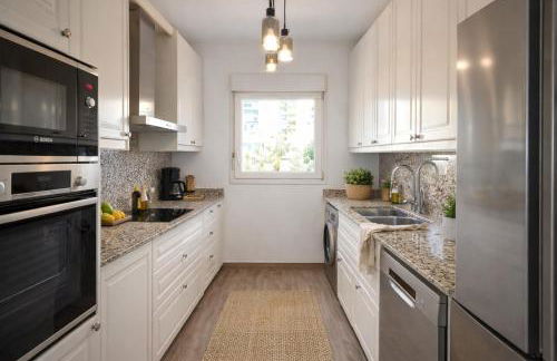 Noctua Estepona Puerto 021 - Photo 6