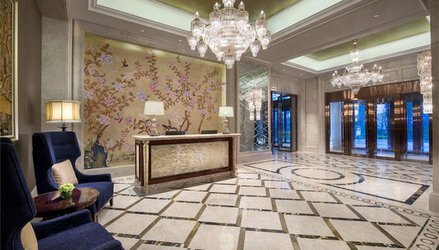 Mostrador de check-in y check-out