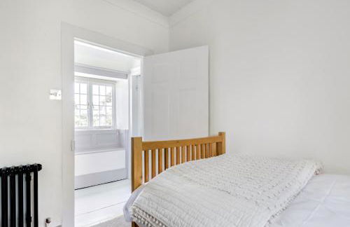 Magnificent Clarence cottage! - Photo 27