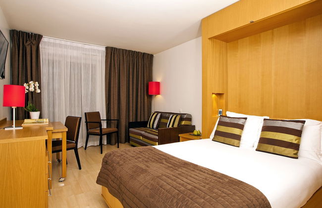 Residhome Apparthotel Paris Massy - Foto 1