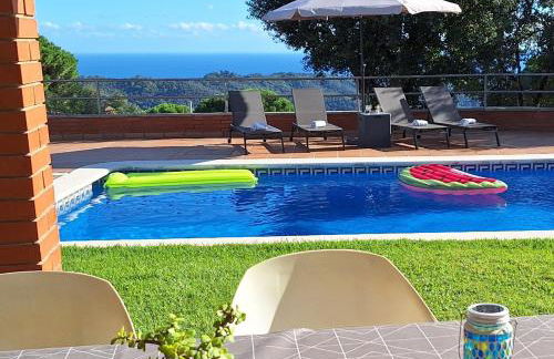 Casa Roure-4BR-Piscina privada-BBQ-Vistas Mar - Foto 2