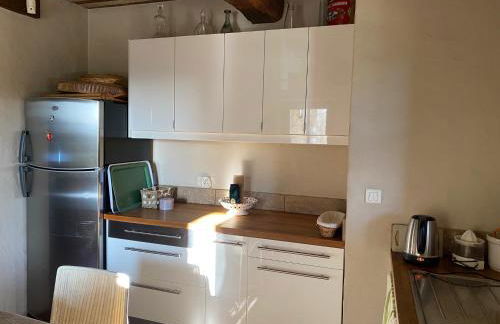 In Gordes, facing the entire Luberon Park a beautiful 5 bedrooms house - Photo 15