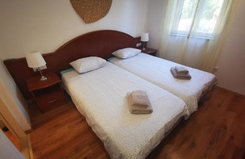 Airport Garden Apartments - Photo 10