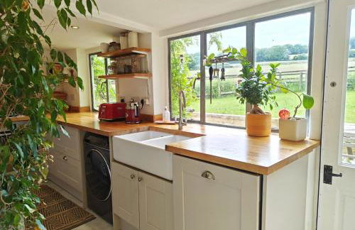 3 Bed in Lockeridge oc-f29647 - Photo 9