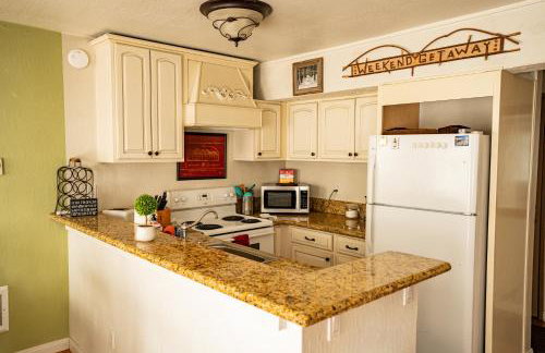 Amazing Gem Next to golf course with View- Pool & jacuzzi - Foto 29